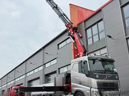 Volvo FH 500 8x4 Pritsche mit Fassi F905R.2.7 + JIB