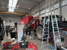  Abrollcontainer mit HMF Kran