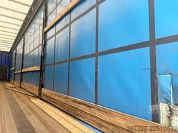 Krone Curtainsider / Planenauflieger