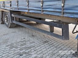Schmitz Cargobull Curtainsider Mega