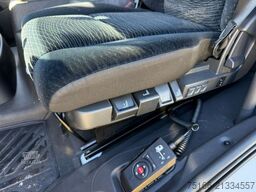 MERCEDES-BENZ ATEGO 821 L Kühlkoffer 4,30 m LBW 1 T*MITSUBISHI