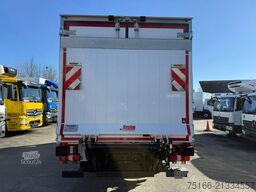 MERCEDES-BENZ ATEGO 821 L Kühlkoffer 4,30 m LBW 1 T*MITSUBISHI