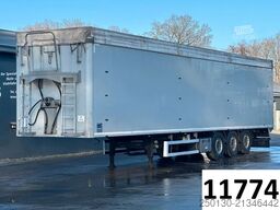 KNAPEN K100 Schubboden mit Liftachse 93m³