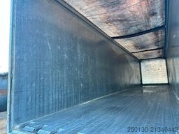 KNAPEN K100 Schubboden mit Liftachse 93m³