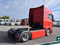 MAN TGX 18.520 Low Deck D30 Retarder Standkl.  MIETE