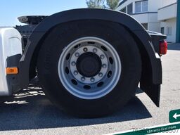 VOLVO FH 460 LED 2 Tanks 1.305 Liter Safetypaket