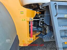 Liebherr L586 Wage!