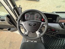 MAN TGX 26.480 6x2 ADR / HYDRAULICS