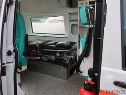 VOLKSWAGEN T5 Transporter Hochdach lang/KTW/Klima/FN: A76