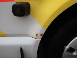 VOLKSWAGEN T5 Transporter Hochdach lang/KTW/Klima/FN: A76