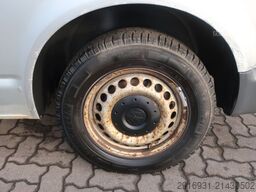 VOLKSWAGEN T5 Transporter 4Motion/Klima/PDC/AHK/FN: 138