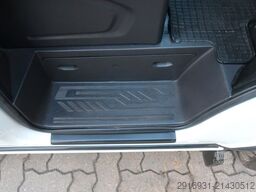 FORD 1. Hand / Klima / Tempomat / FN: 22