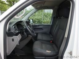 VOLKSWAGEN T6.1 Transporter Kasten lang FWD / Klima / PDC