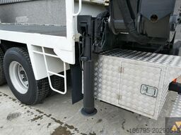 Hino 700FY crane