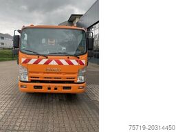 Isuzu N2R 75D 4x2 Semat/Zöller