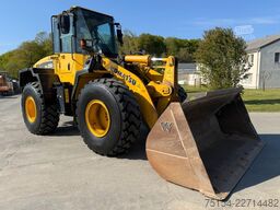 Komatsu WA250-5H mit Waage