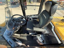 Komatsu WA250-5H mit Waage