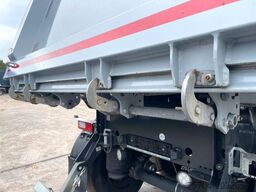 SCHMITZ CARGOBULL 25m³ Alu Kippauflieger / Unfallschaden