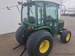 John Deere 4400 Kommunaltraktor Diesel Kabine Allrad