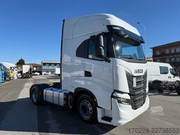 Iveco s-way 490