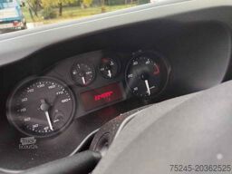 Iveco 35S 14 2.3 FURGONATO CON PEDANA