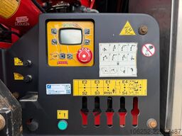 Scania G490 8x4 TRIDEM PRITSCHE + KRAN FASSI F275A.2.2...