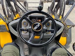 JCB 457 HT High Lift