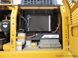 KOMATSU HB215LC-3