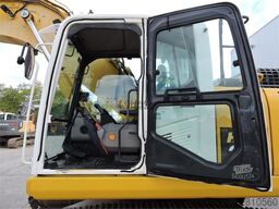 KOMATSU HB215LC-3