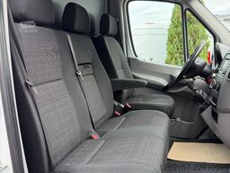MERCEDES-BENZ Sprinter 314cdi Kasten L1H2 3,5t Werkstatt REGAL