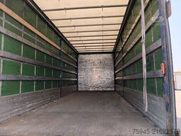 RENAULT D12/280, Ladebordwand Zepro