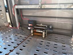 IVECO 70C17 Abschleppwagen, 7 Sitze