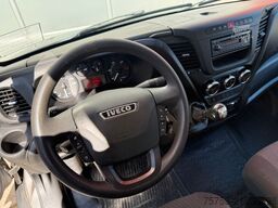 IVECO 70C17 Abschleppwagen, 7 Sitze