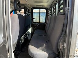 IVECO 70C17 Abschleppwagen, 7 Sitze