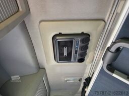 VOLVO FH 460 Globe Baustoffpritsche mit Kran Palfinger