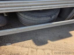 VOLVO FH 460 Globe Baustoffpritsche mit Kran Palfinger