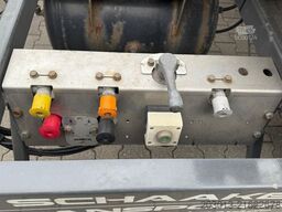 BROSHUIS 3UCC39/45 Wechselcontainerchassis Ausziehbar ADR