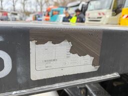 BROSHUIS 3UCC39/45 Wechselcontainerchassis Ausziehbar ADR