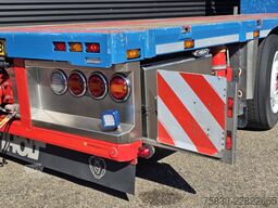 Scania R520 V8 8x2/6 / HMF 70 tm + JUMBO AANHANGER
