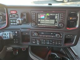 Scania R520 V8 8x2/6 / HMF 70 tm + JUMBO AANHANGER