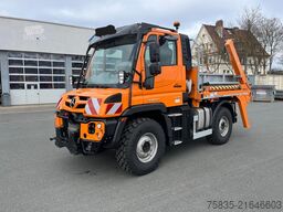 Mercedes-Benz Unimog U319 mit Jotha CombiCon 5018U