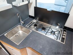 ADRIA MATRIX AXESS 670 SL MY2026