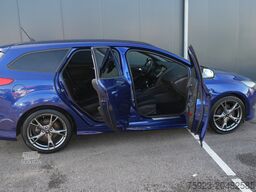 Ford FOCUS WAGON 1.5TDCI ST-Line