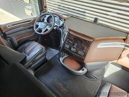 DAF XF 530 6x2/4 / RETARDER / PARKING COOLER / 2 TANKS