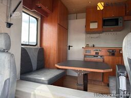 MERCEDES-BENZ Actros1831 /Pferdetransporter/7 Boxen/Wohabteil