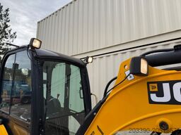 JCB 8026 CTS / 2021 BJ / 1.933 H / 3 x Löffel