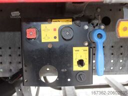 SCHMITZ CARGOBULL SCB*s3t, 2X LIFTING AXLE, 2X PALLET BASKET