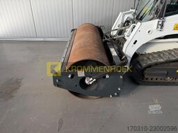Bobcat Vibratory roller 203 cm | 80 inch