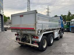 MERCEDES-BENZ Arocs 3246 8x4 Moser 3S