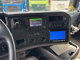 SCANIA R520 V8 4x2